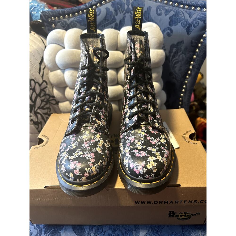 Dr Martens Tydee Black Pink Floral 1460 size 7/EU 38